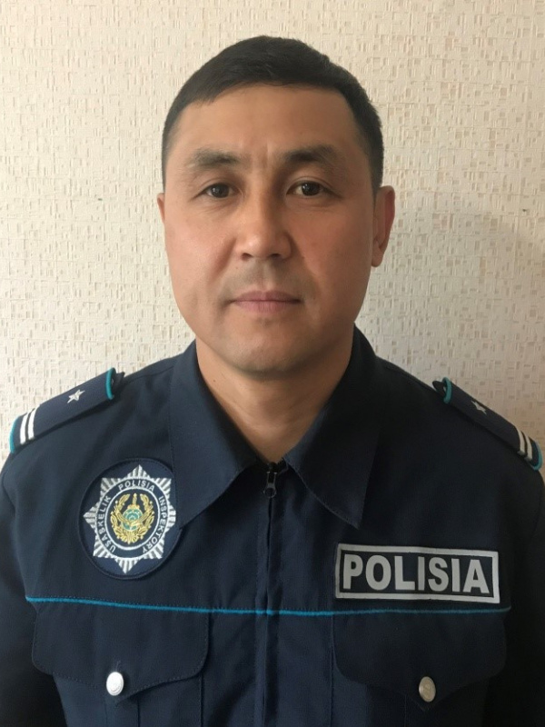 District police inspector of the Mikhailovsky base station, police major Mukashev Bauyrzhan Zhanabayuly cell phone 8 700 147 32 37 office phone 41-62-32